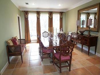 4th image of 1816 Walden Blvd