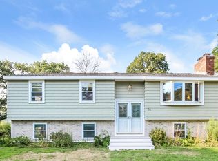 34 Chestnut St, East Falmouth, MA 02536