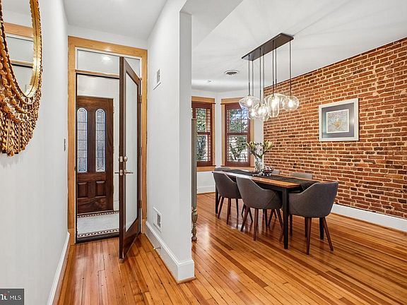 4th image of 511 7th St NE