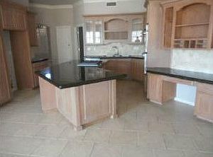 3rd image of 1096 Calle Parque Dr