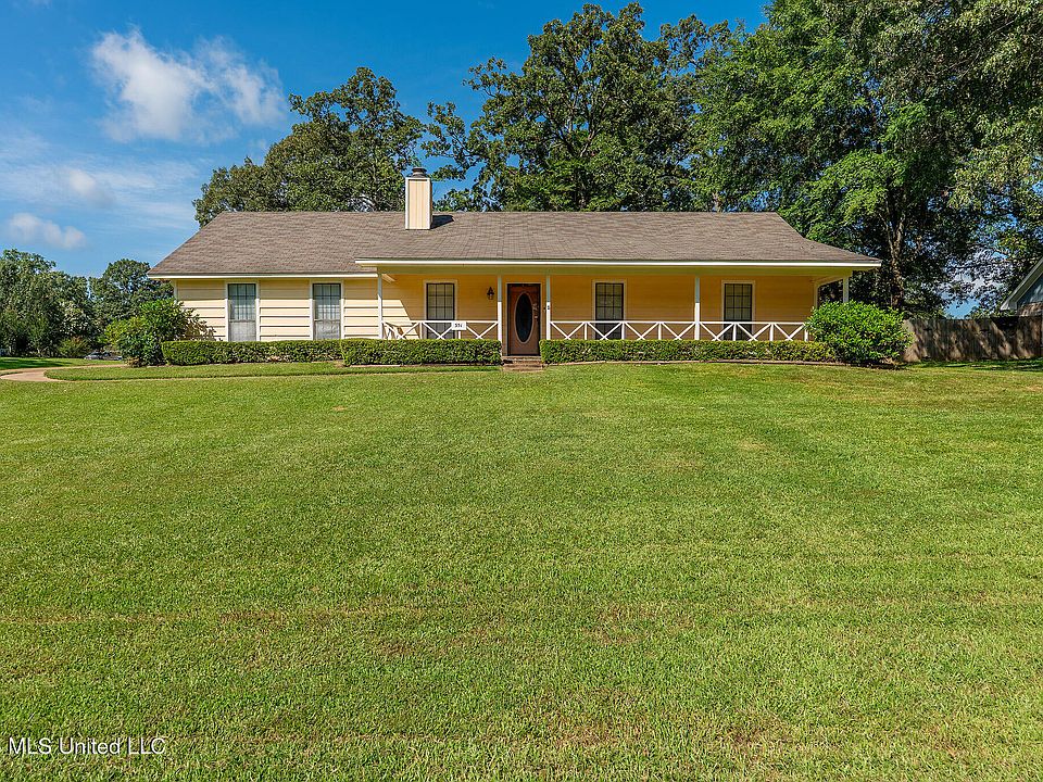1st image of 551 Buchanan Dr