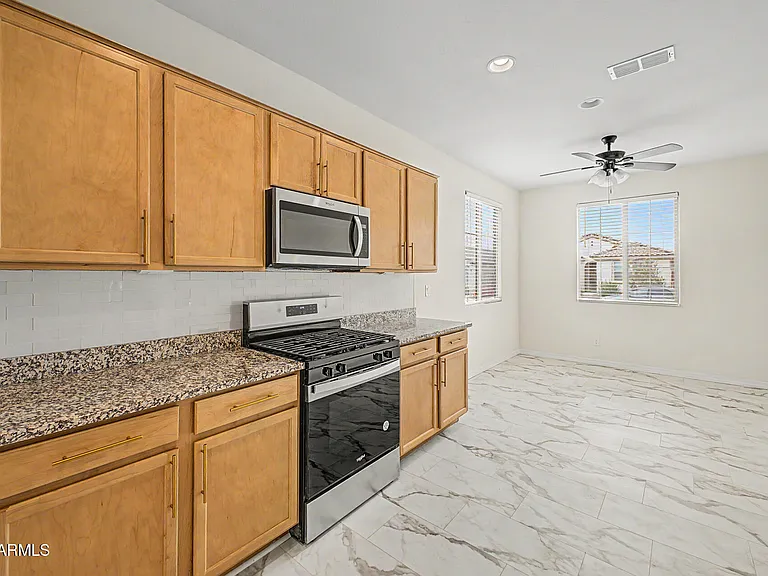 7143 W Coles Rd — Photo 28