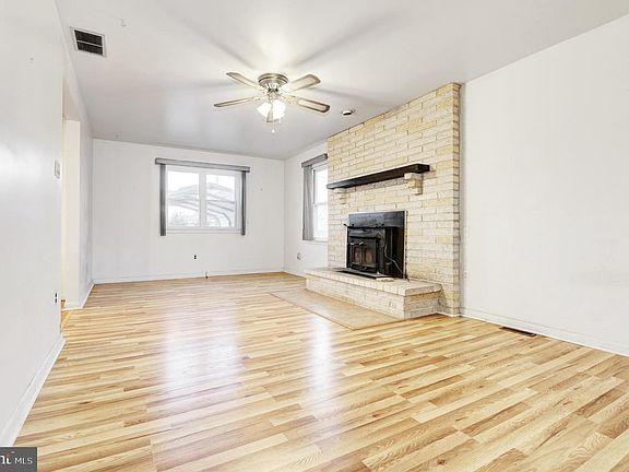4th image of 514 Lafayette Ave