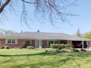 2427 Shadyoak Dr, Fort Wayne, IN 46806