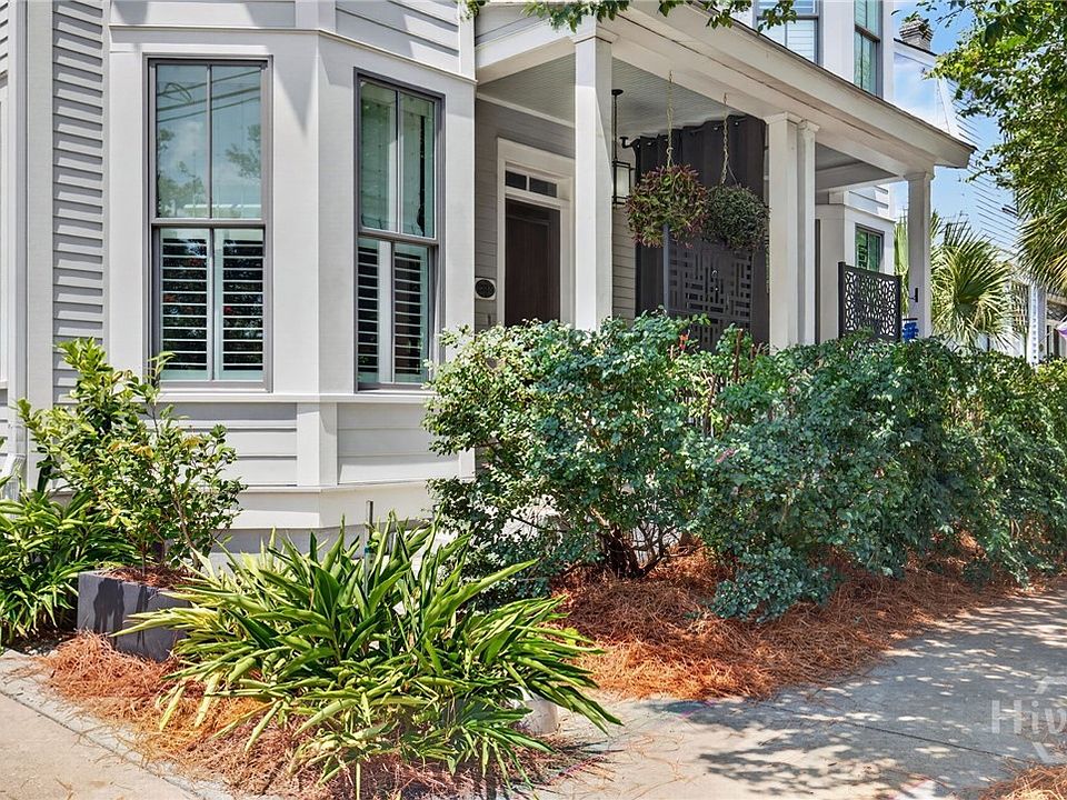 1st image of 2315 Barnard Street