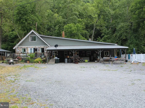 16292 Gordon Lough Ln, Elkton, VA 22827