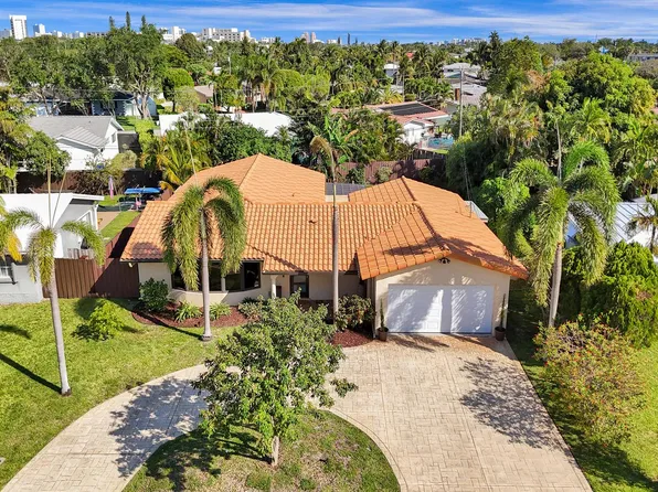1520 NE 53rd St, Fort Lauderdale, FL 33334