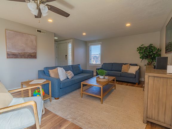 4th image of 860 S Village Rd APT Y8