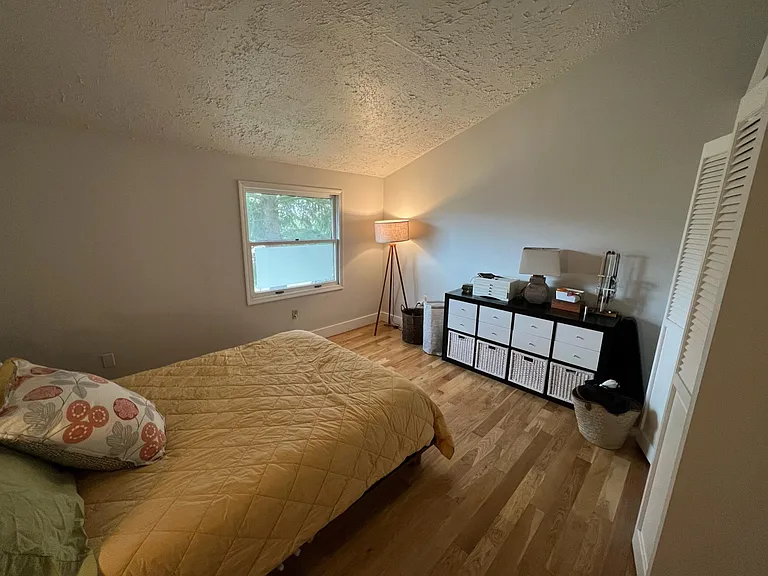 2407 NE Skidmore St — Photo 17