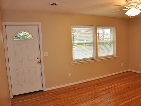 5th image of 2703 Indian Run Rd