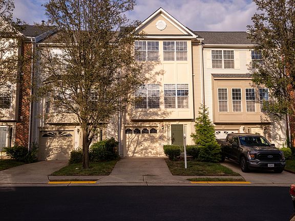 2nd image of 2485 Wheat Meadow Cir