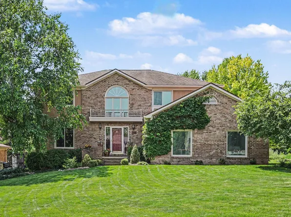 709 Snowmass Dr, Rochester Hills, MI 48309
