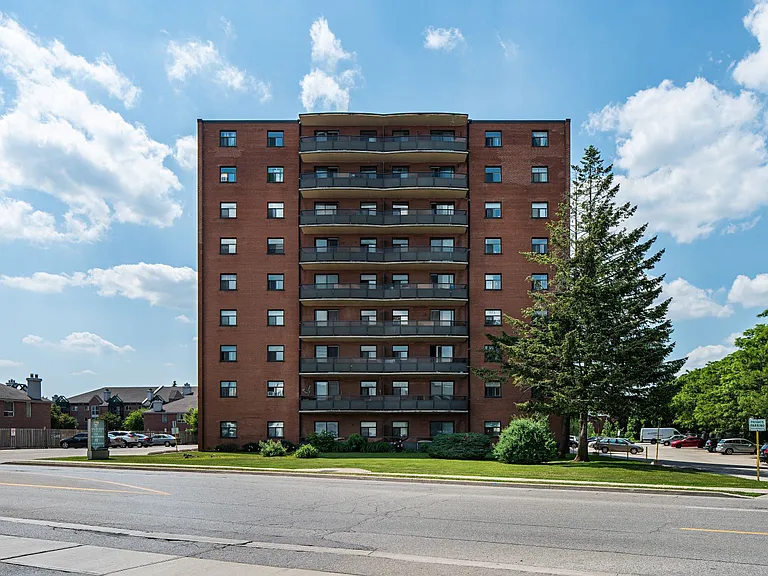 3063 Kingsway Dr — Photo 11