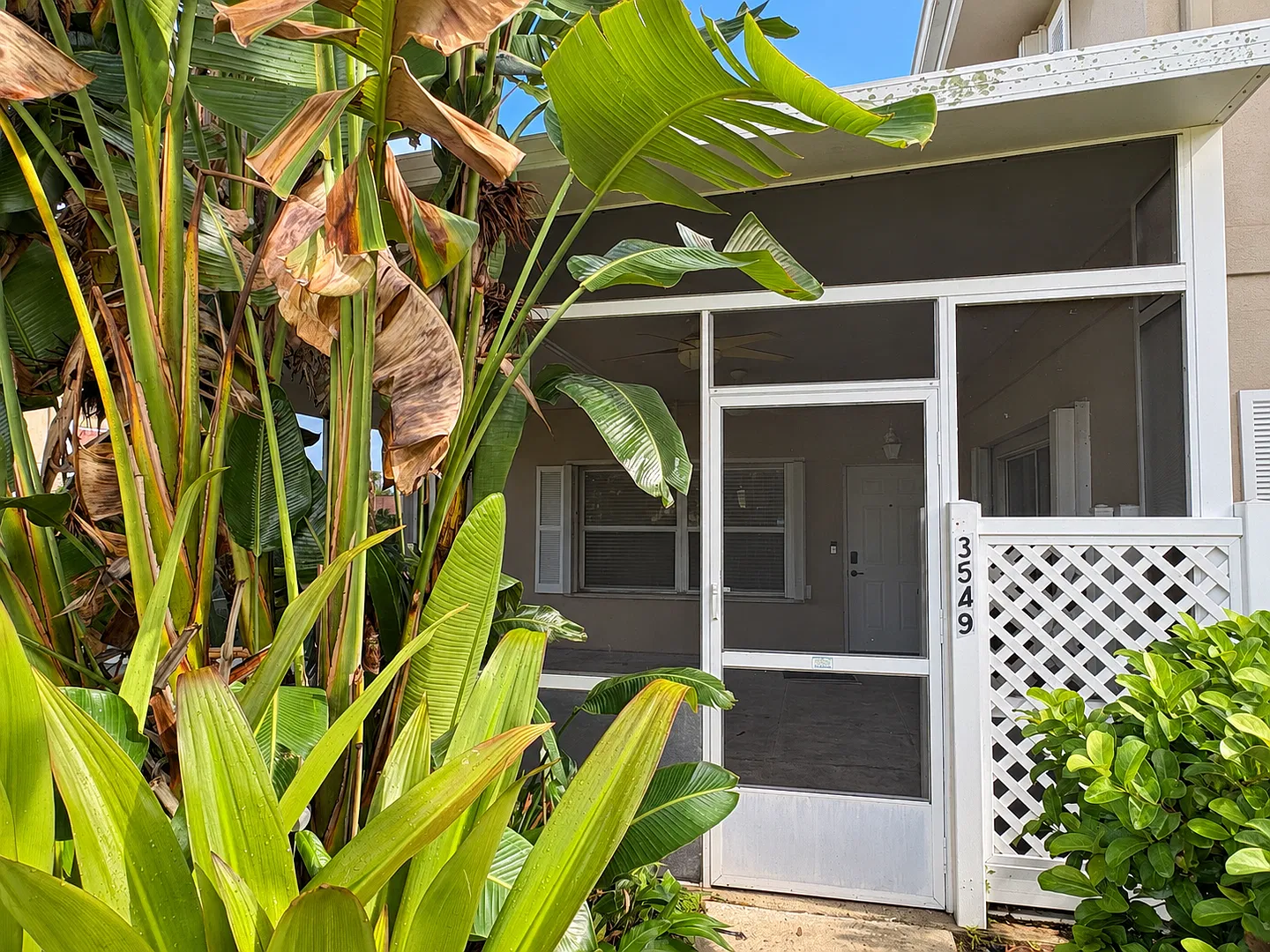 2/2.5 Palm City Townhome in Sunset Trace — Photo 2