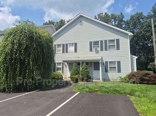 111 Mohican Ave APT 2, Waterbury, CT 06708