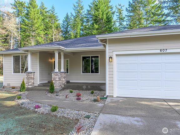 3rd image of 607 198th Avenue Ct NW