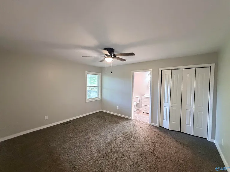 1224 Halsey Ave NE — Photo 16