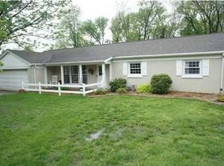 13500 Woodland Ln, Evansville, IN 47725