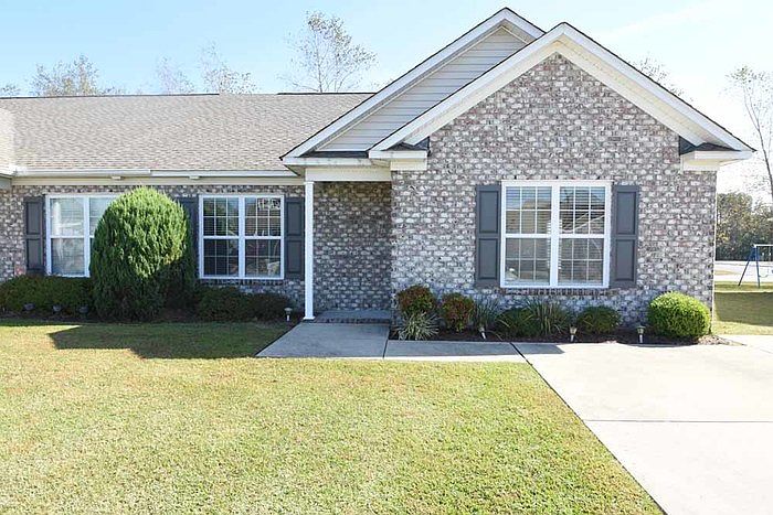 1st image of 2552B Saddleback Dr