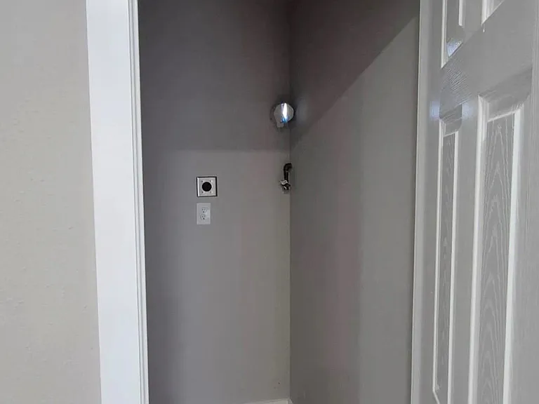 7909 Ford St — Photo 3