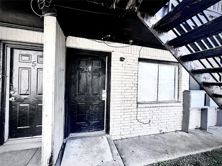 6802 Sayers St #A — Photo 7