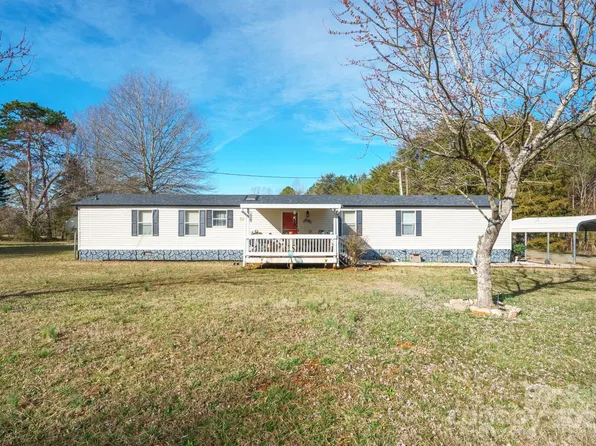 3765 Killian Rd, Lincolnton, NC 28092
