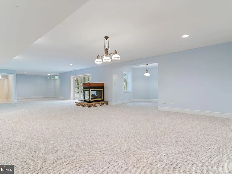 45105 Mill Creek Way — Photo 64