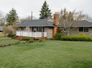 11875 SW Lynnridge Ave, Portland, OR 97225