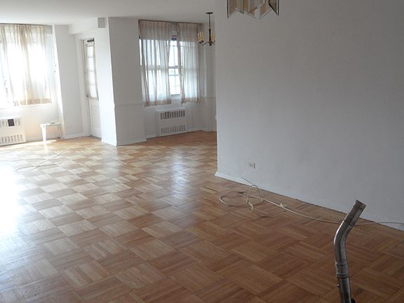 4th image of 3530 Henry Hudson Pkwy APT 11H