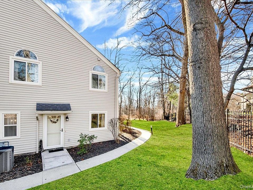 1st image of 21 Arbor Way #21