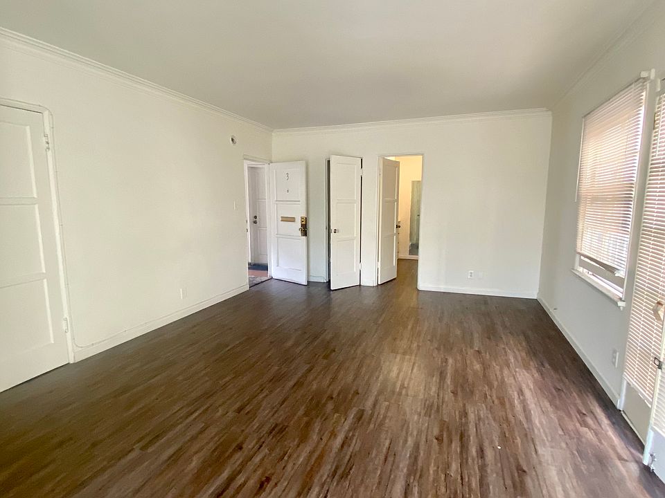 1st image of 5932 Melrose Ave APT 4