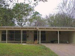 1615 Mayflower Dr, Irving, TX 75061