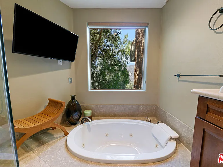 2044 Corral Canyon Rd — Photo 29