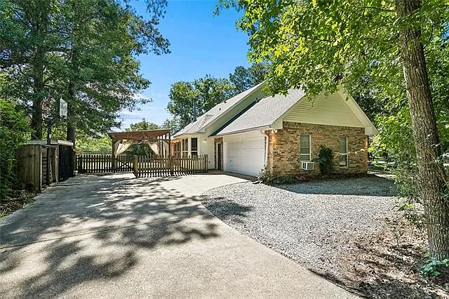 125 Leah Dr — Photo 20