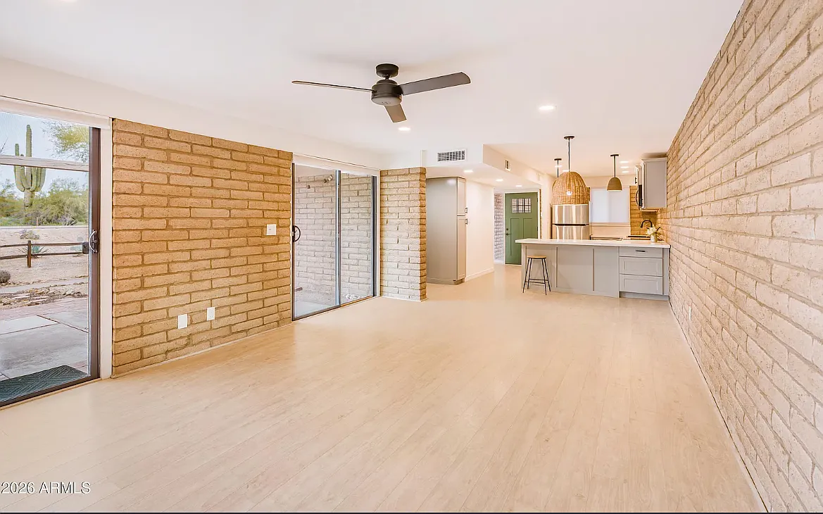 2 bed, 953 sqft, $2,750 — Photo 4