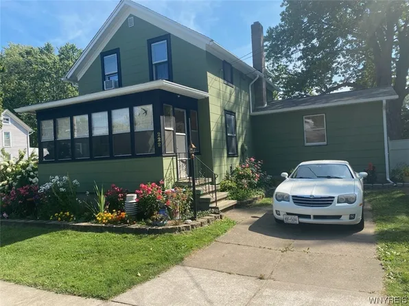 222 McChesney St, Wilson, NY 14172