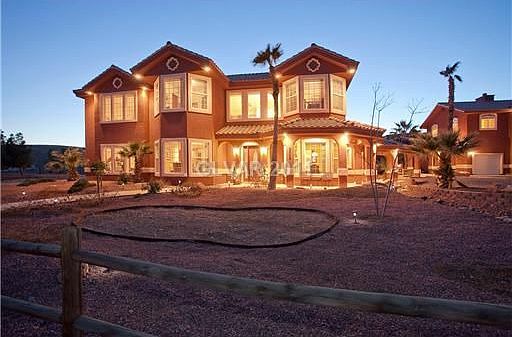 3rd image of 9545 S Tenaya Way