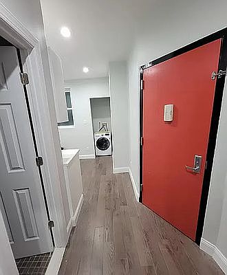 5th image of 310 E 89th St APT 8