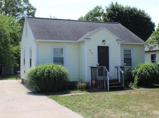 446 W 20th St, Holland, MI 49423
