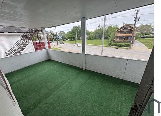 3rd image of 12406 Kinsman Rd
