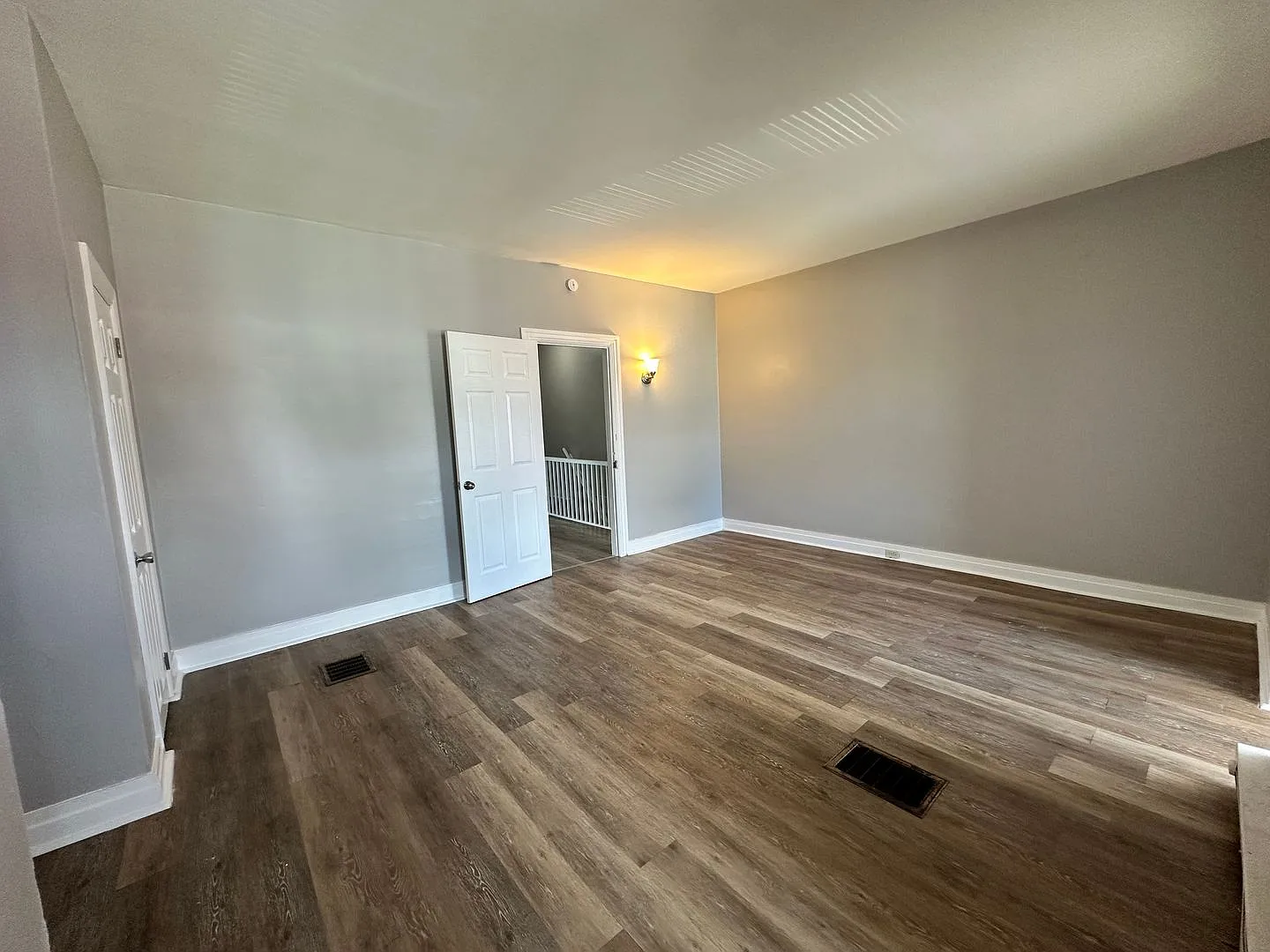 512 Spruce Street — Photo 4