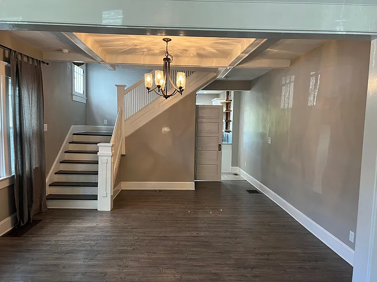 2247 N Capitol Ave — Photo 3