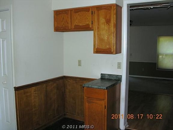 3rd image of 10730 Wakeman Dr