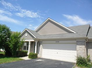 21550 Loch Ln, Crest Hill, IL 60403