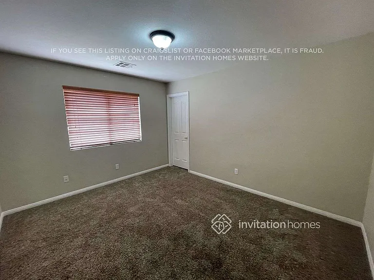8104 Marin Pointe Ave — Photo 16