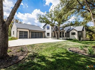 232 Riverfront Dr, New Braunfels, TX 78132
