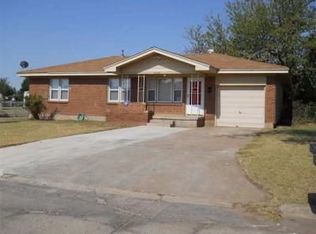 2802 NW 21st Pl, Lawton, OK 73505