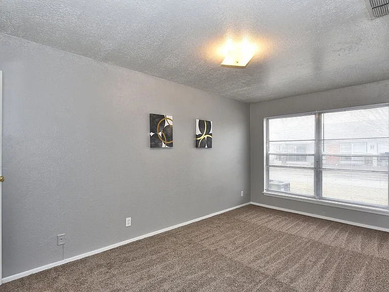 1801 S 132nd East Pl — Photo 8