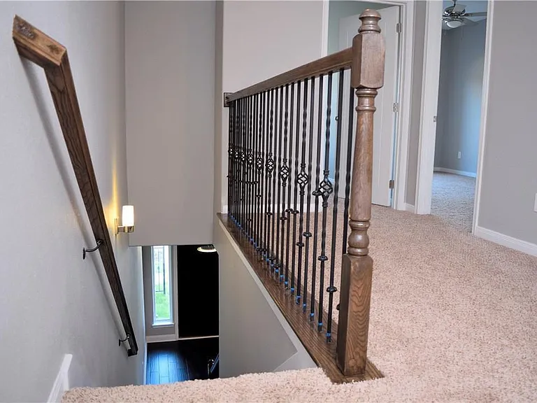 121 Kimbel Kourt — Photo 11