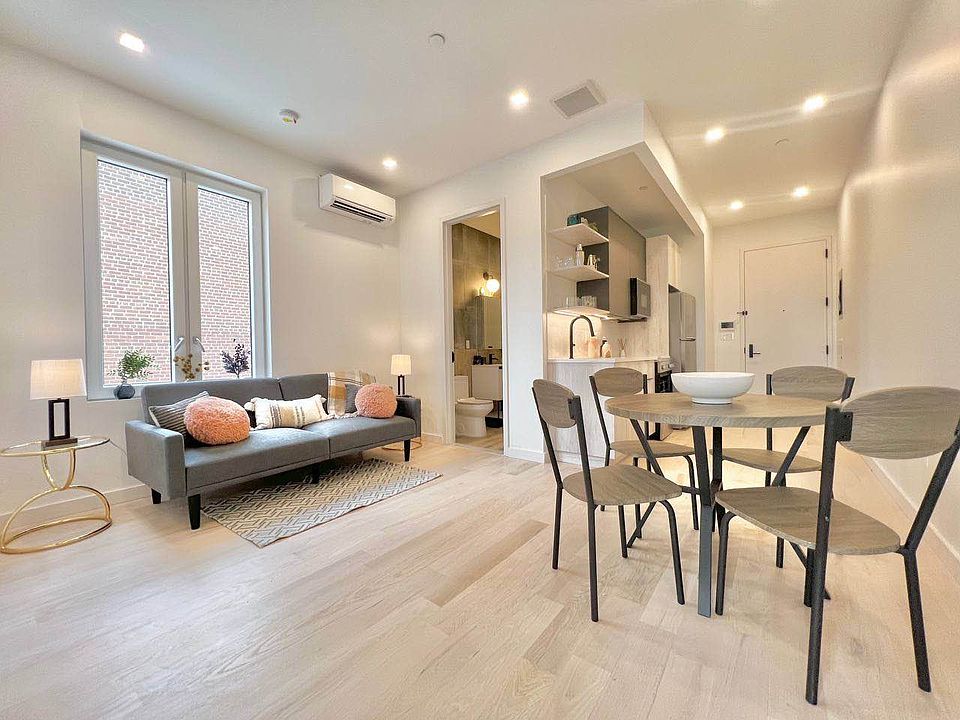 2nd image of 308 Linden Blvd APT 2